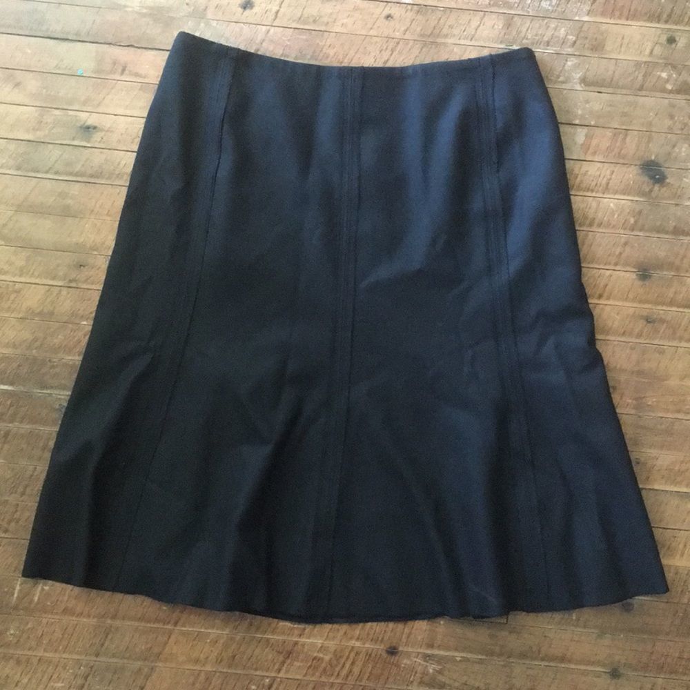 Akris Punto linen business casual luxe elevated basics skirt